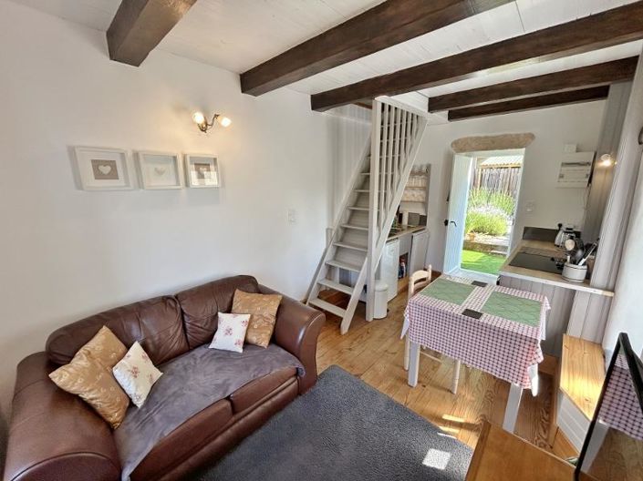 Image No.12-6 Bed House for sale