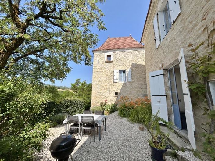 Image No.14-6 Bed House for sale