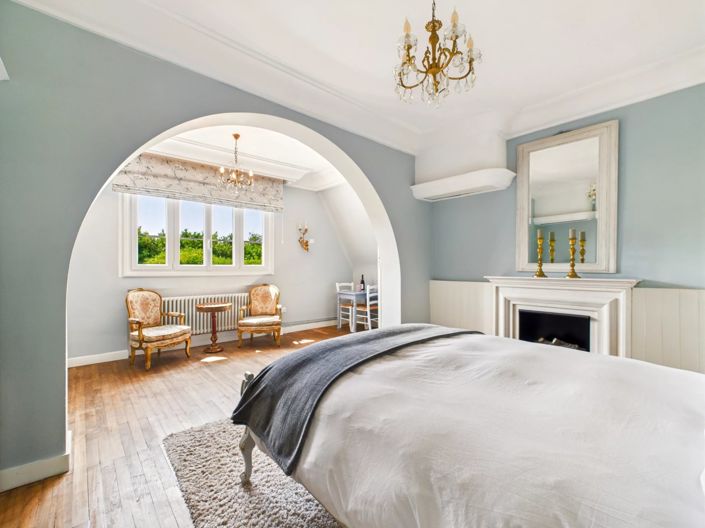 Image No.5-5 Bed House for sale