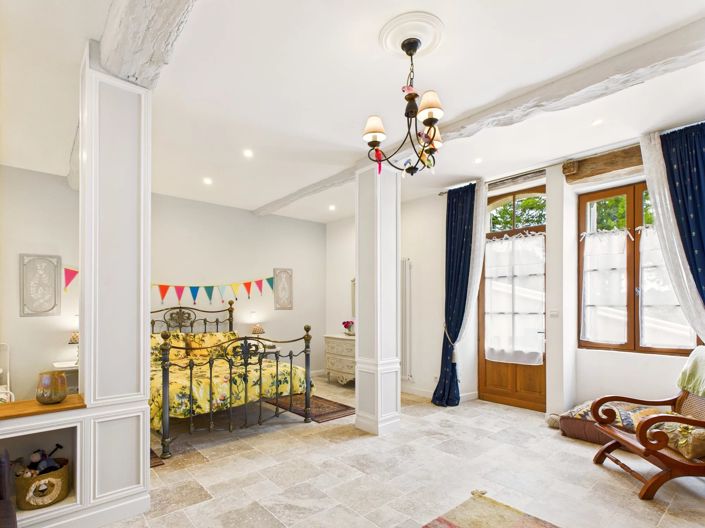 Image No.11-5 Bed House for sale