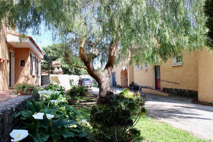 Image No.3-9 Bed House for sale