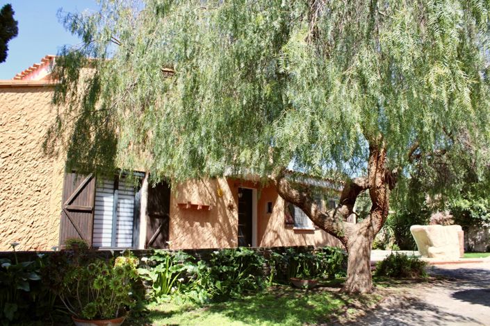 Image No.5-9 Bed House for sale