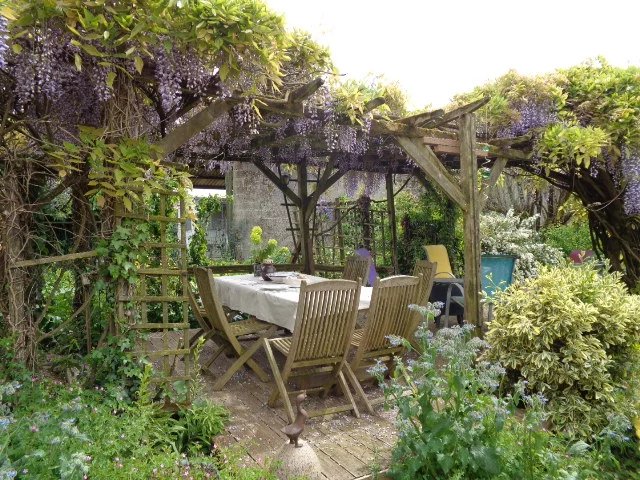 Image No.2-4 Bed Village House for sale