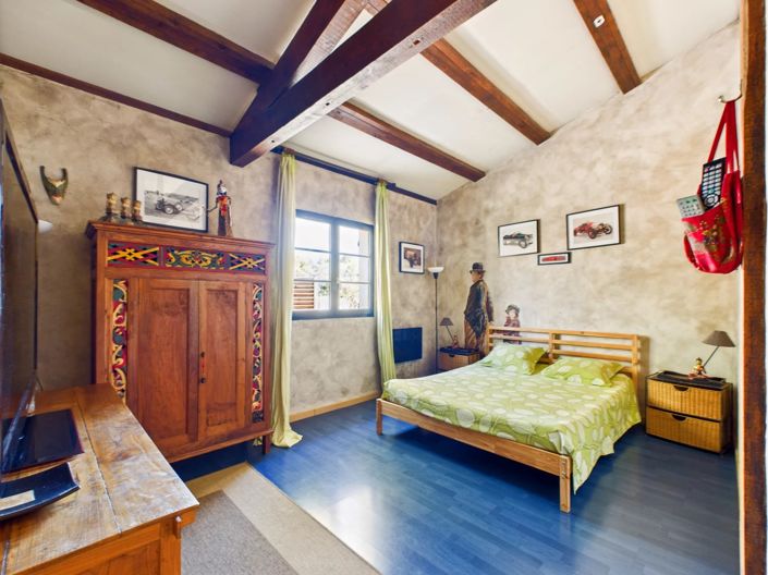 Image No.13-7 Bed House for sale