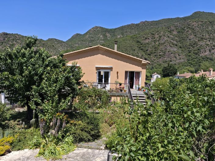 Image No.1-4 Bed House for sale