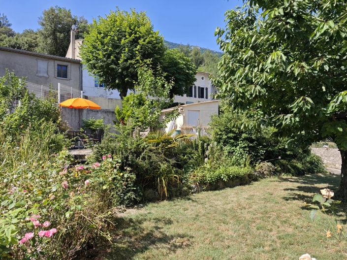 Image No.10-4 Bed House for sale