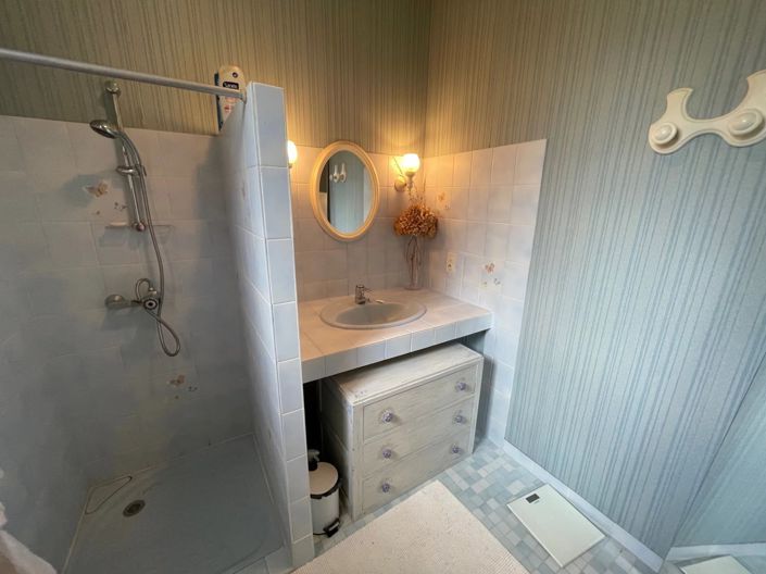 Image No.10-5 Bed House for sale