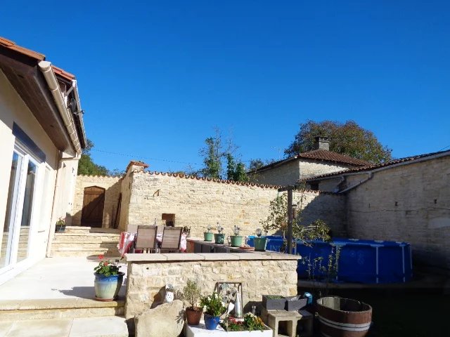 Image No.14-3 Bed House for sale