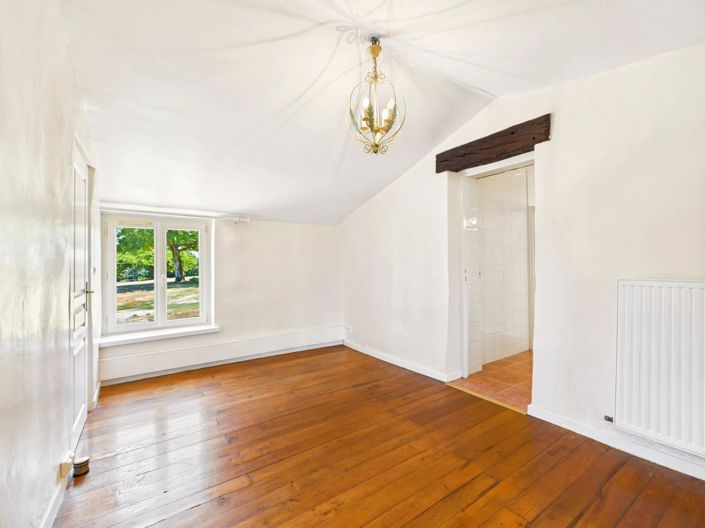 Image No.6-3 Bed House for sale