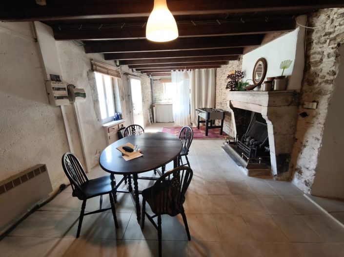 Image No.8-5 Bed House for sale