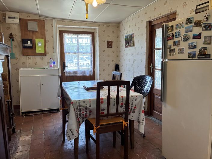 Image No.6-2 Bed House for sale