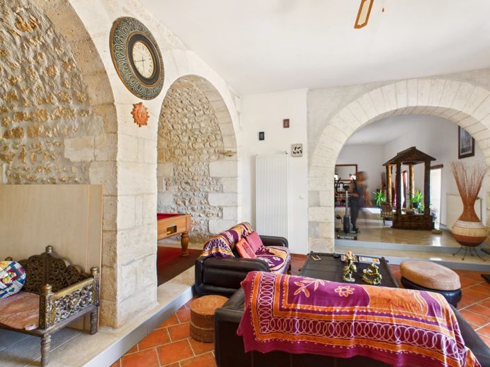 Image No.6-5 Bed House for sale