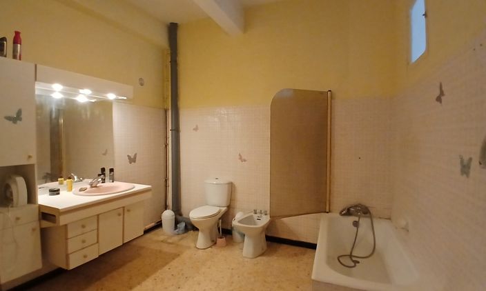 Image No.11-4 Bed House for sale