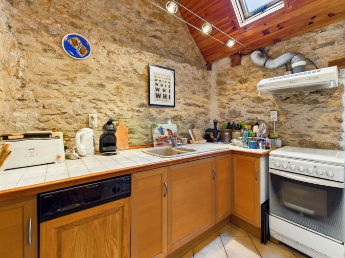 Image No.5-2 Bed Village House for sale