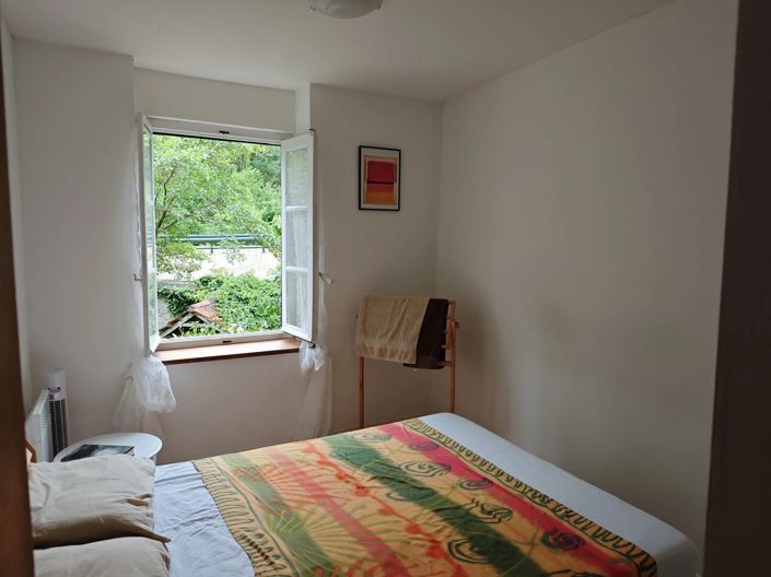 Image No.8-3 Bed House for sale