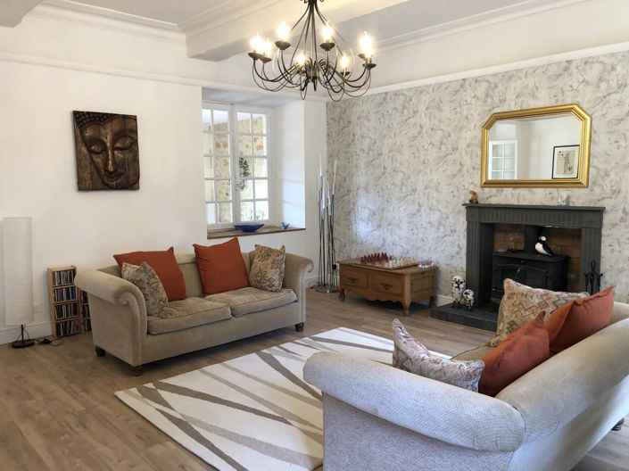 Image No.6-5 Bed House for sale