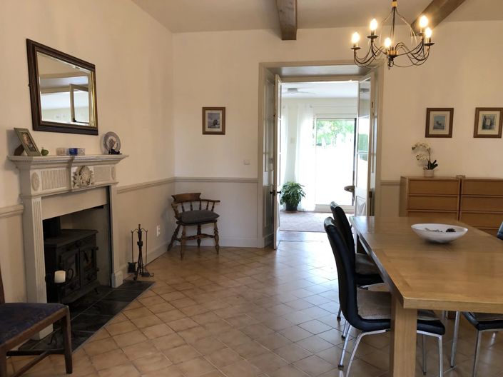 Image No.7-5 Bed House for sale