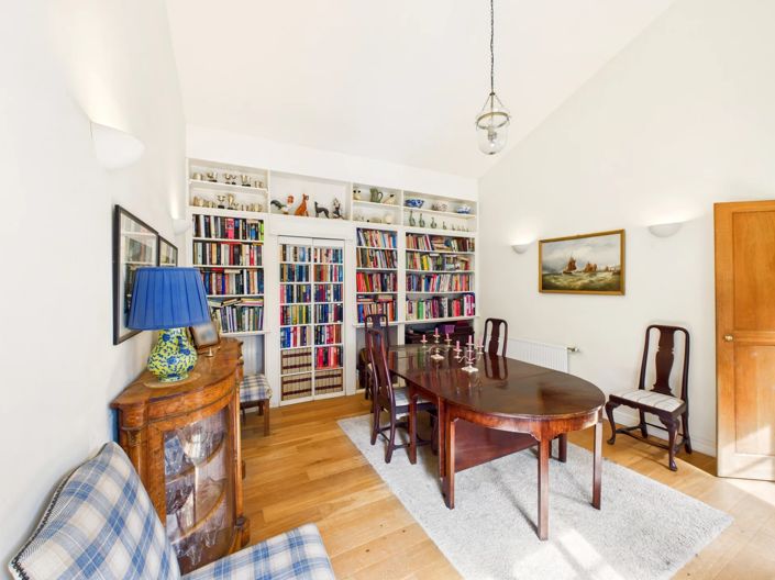 Image No.5-4 Bed House for sale