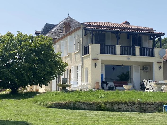 Image No.12-7 Bed House for sale