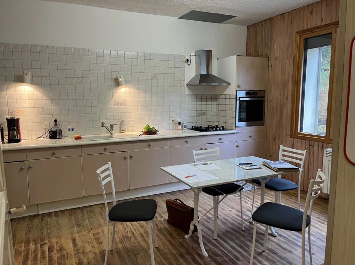 Image No.4-2 Bed House for sale