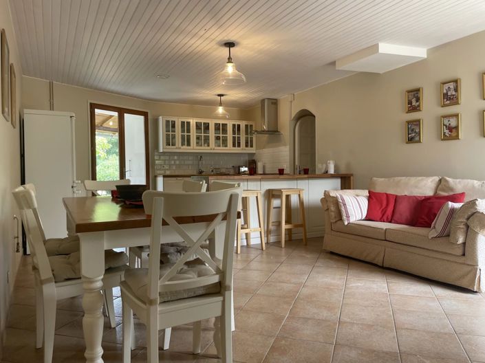 Image No.13-8 Bed House for sale