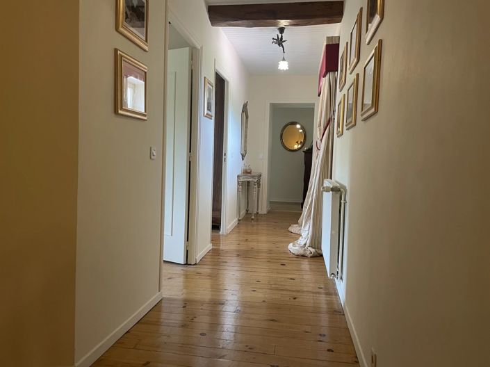 Image No.14-8 Bed House for sale