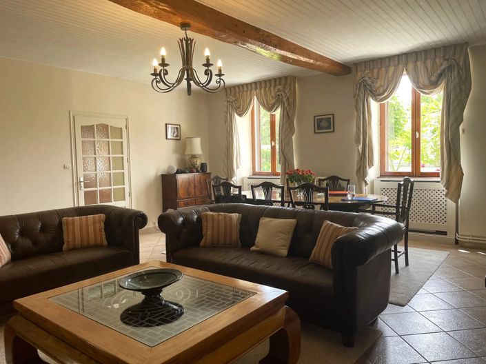 Image No.15-8 Bed House for sale