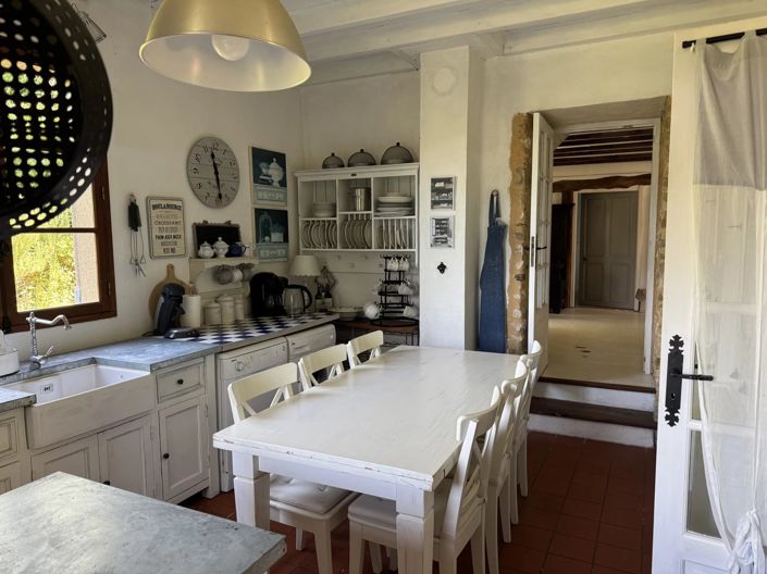 Image No.6-4 Bed House for sale