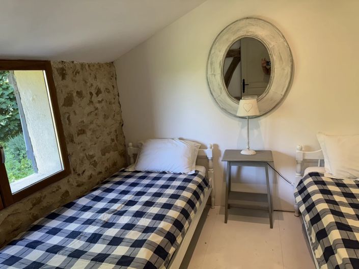 Image No.8-4 Bed House for sale