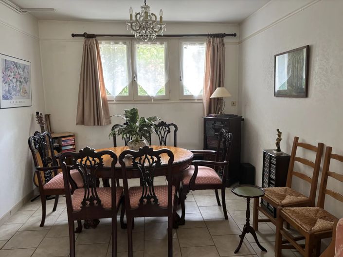 Image No.11-4 Bed House for sale