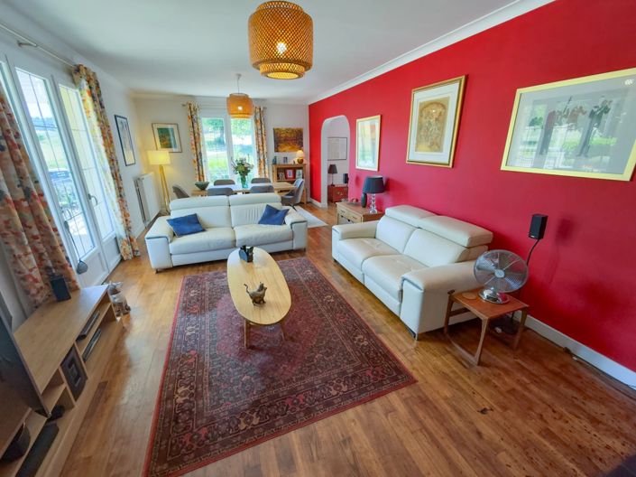 Image No.3-4 Bed House for sale