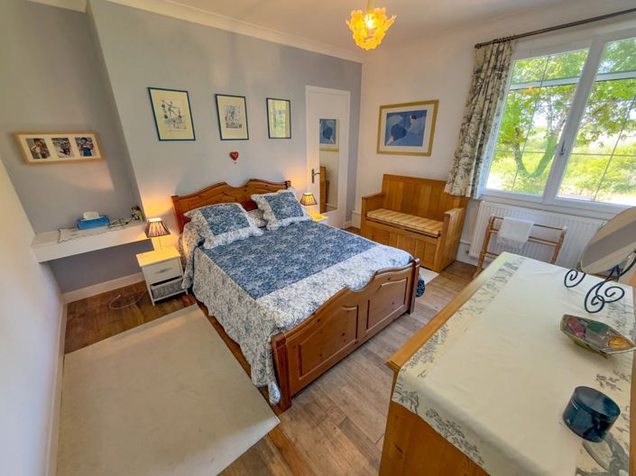 Image No.10-4 Bed House for sale