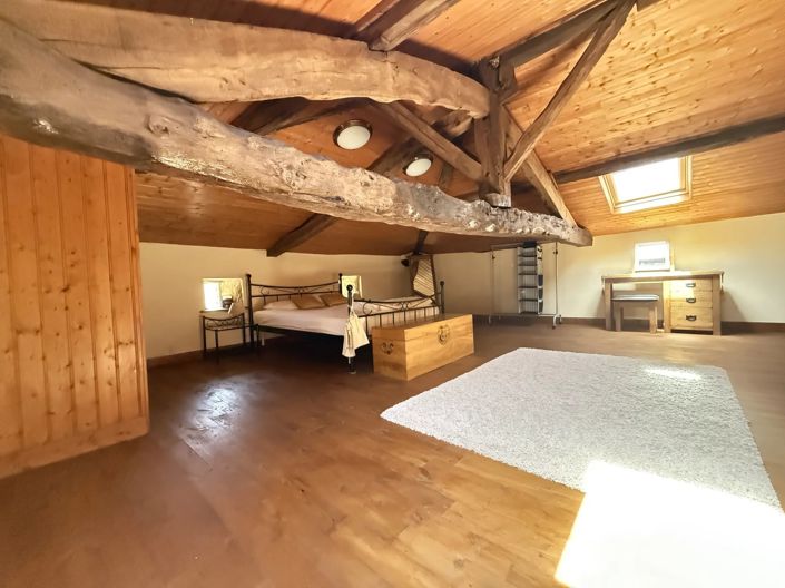 Image No.14-4 Bed House for sale