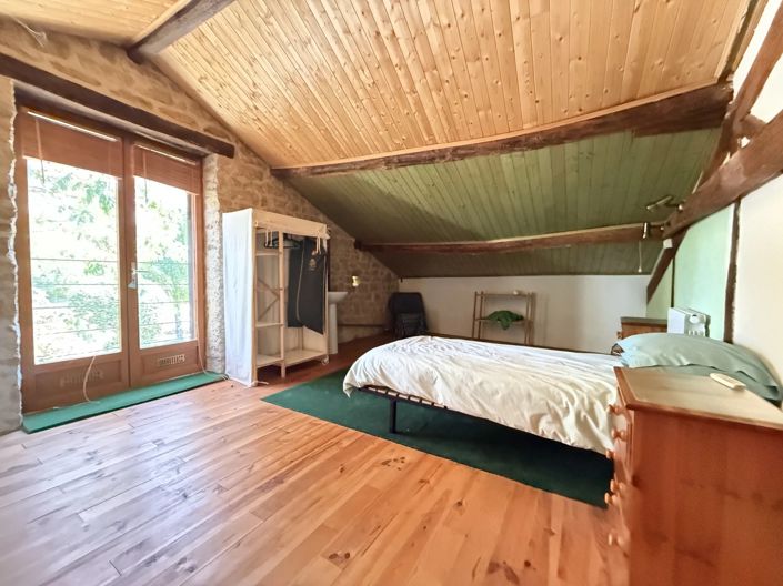 Image No.9-4 Bed House for sale