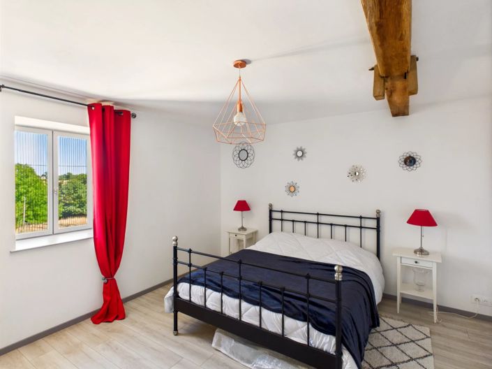 Image No.10-6 Bed House for sale