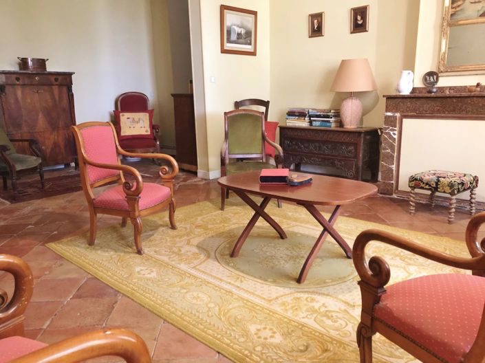 Image No.4-8 Bed House for sale