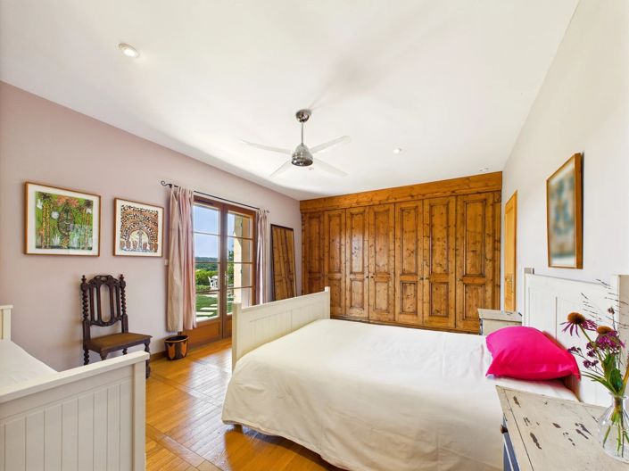 Image No.10-5 Bed Village House for sale