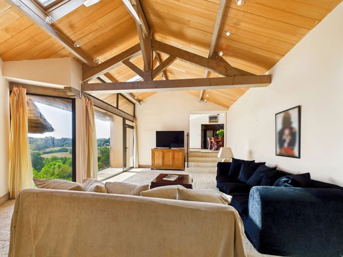 Image No.8-5 Bed Village House for sale