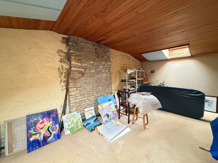 Image No.13-4 Bed Farmhouse for sale