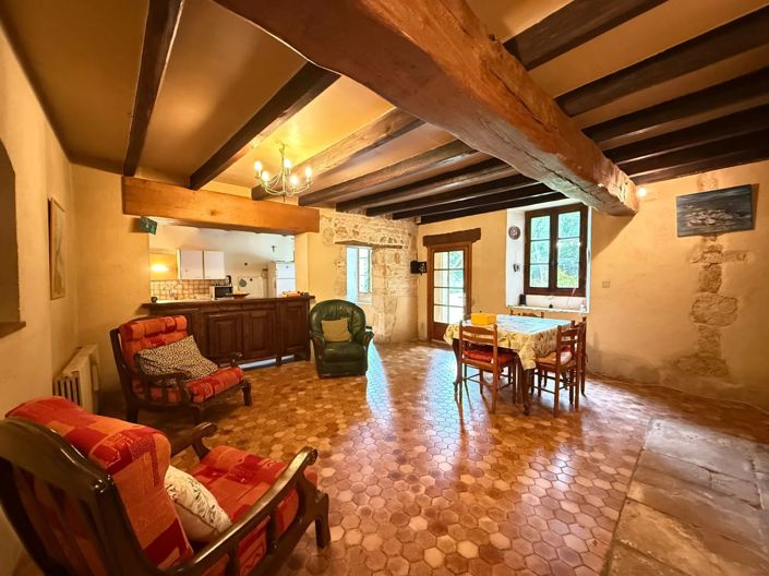 Image No.7-4 Bed Farmhouse for sale