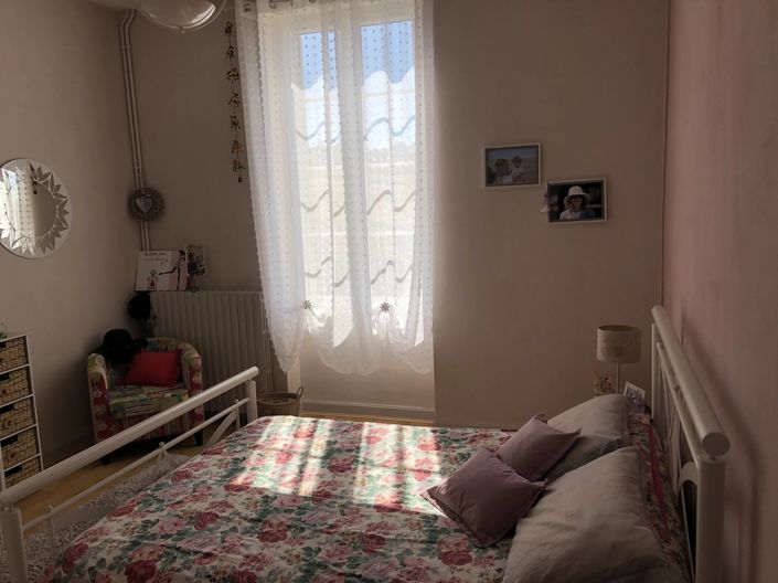 Image No.11-3 Bed House for sale