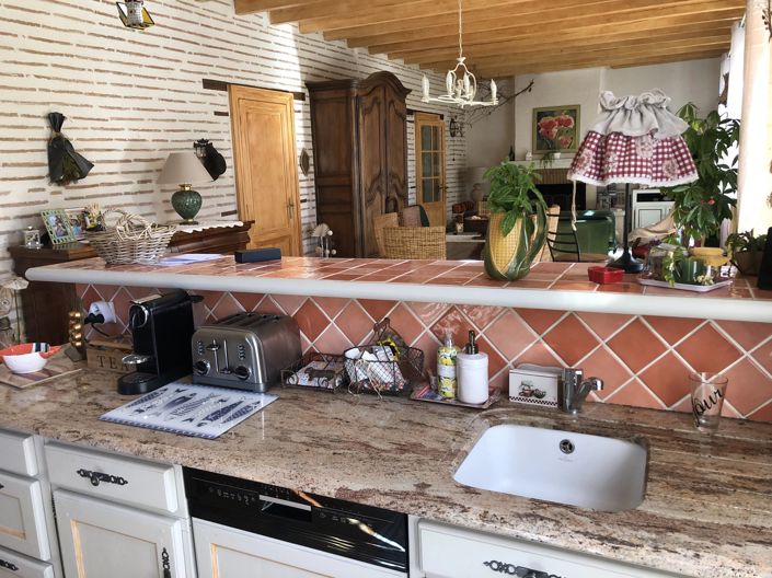 Image No.7-3 Bed House for sale