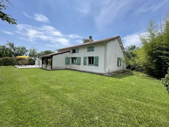 Image No.14-4 Bed House for sale