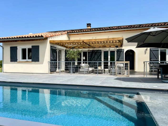 Image No.1-6 Bed House for sale