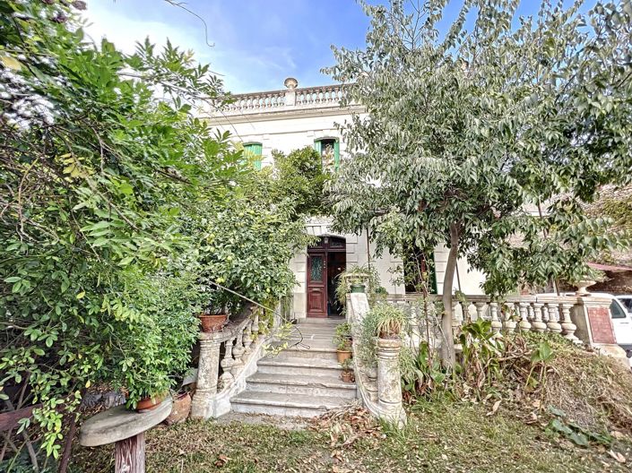 Image No.15-5 Bed House for sale