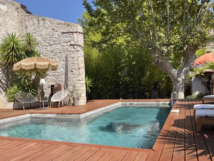 Image No.1-7 Bed House for sale