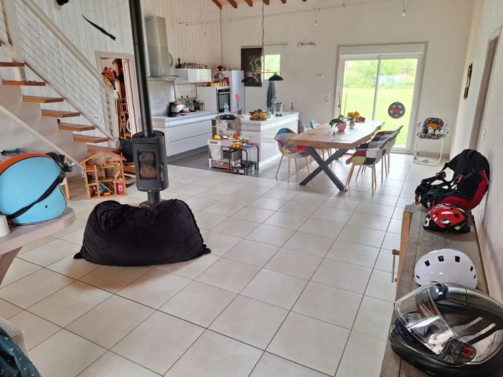 Image No.3-4 Bed House for sale