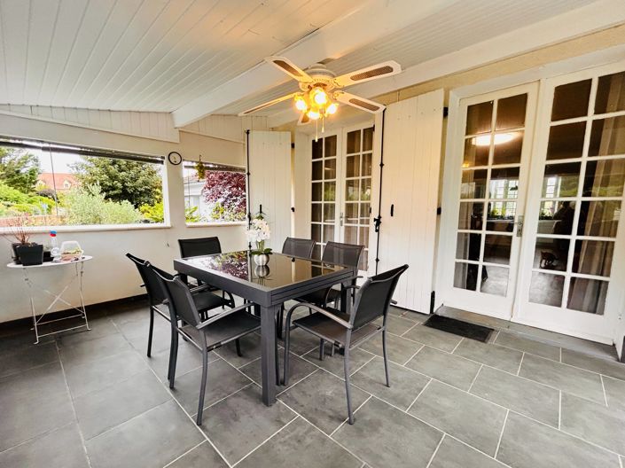 Image No.2-5 Bed House for sale