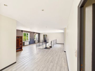 002732b8c77ef176ac7972d97f920374b9e91a9c8c192