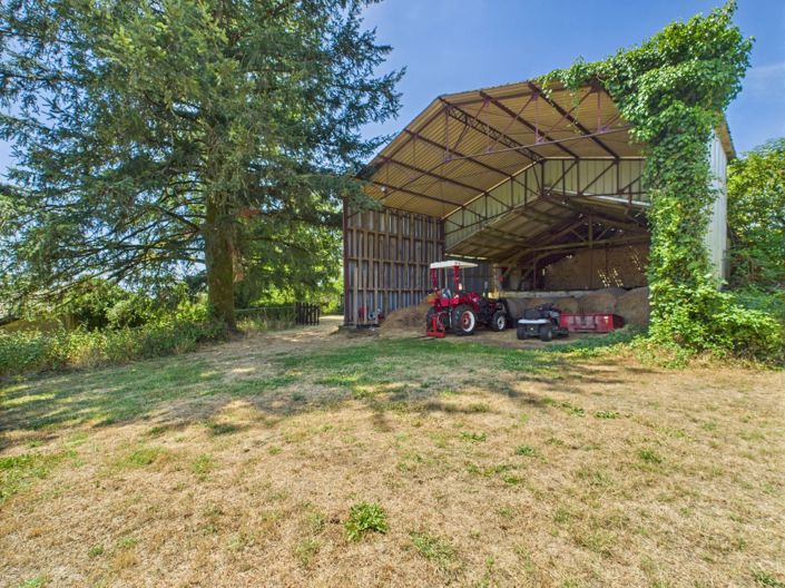 Image No.11-3 Bed Farmhouse for sale